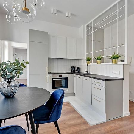 Lion Apartments - Capri 5 Min From The Beach Sopot Esterno foto
